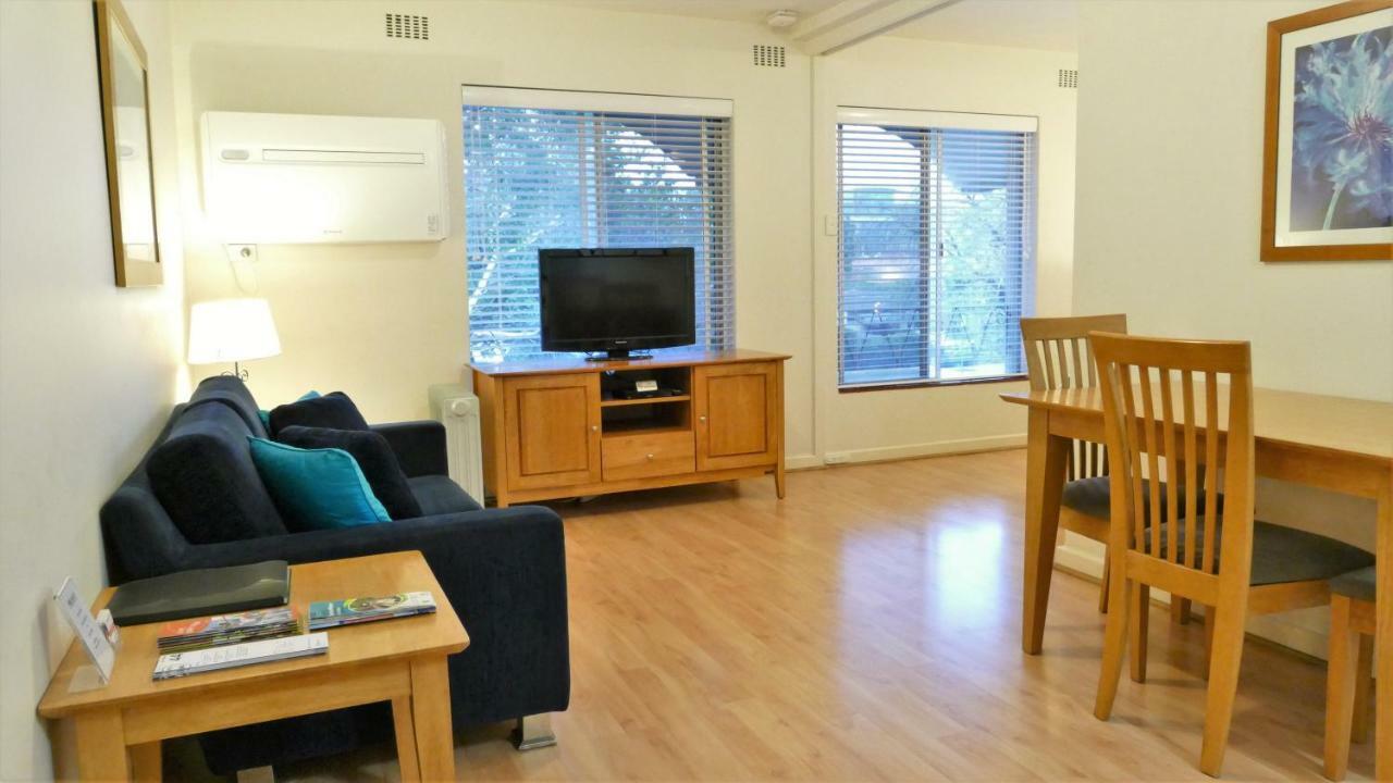Dowler Apartments Subiaco Перт Экстерьер фото